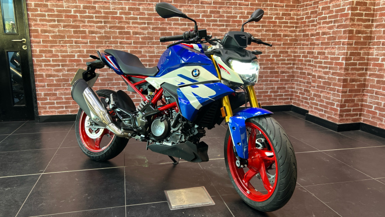 BMW G310 R 